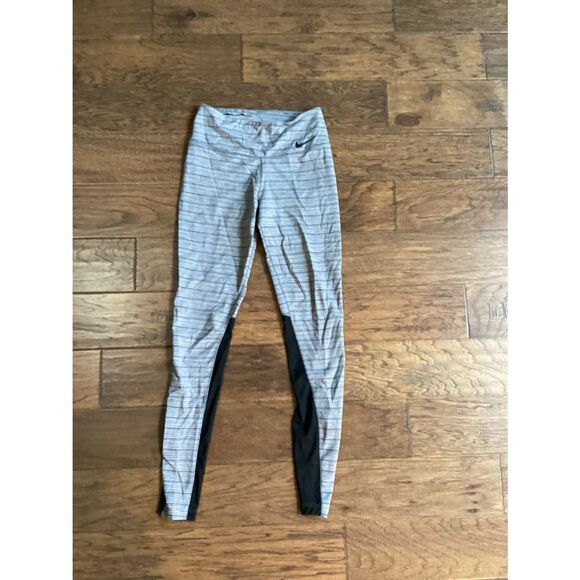 EUC Ladies Nike full length drifit leggings small gray / black - Picture 1 of 4